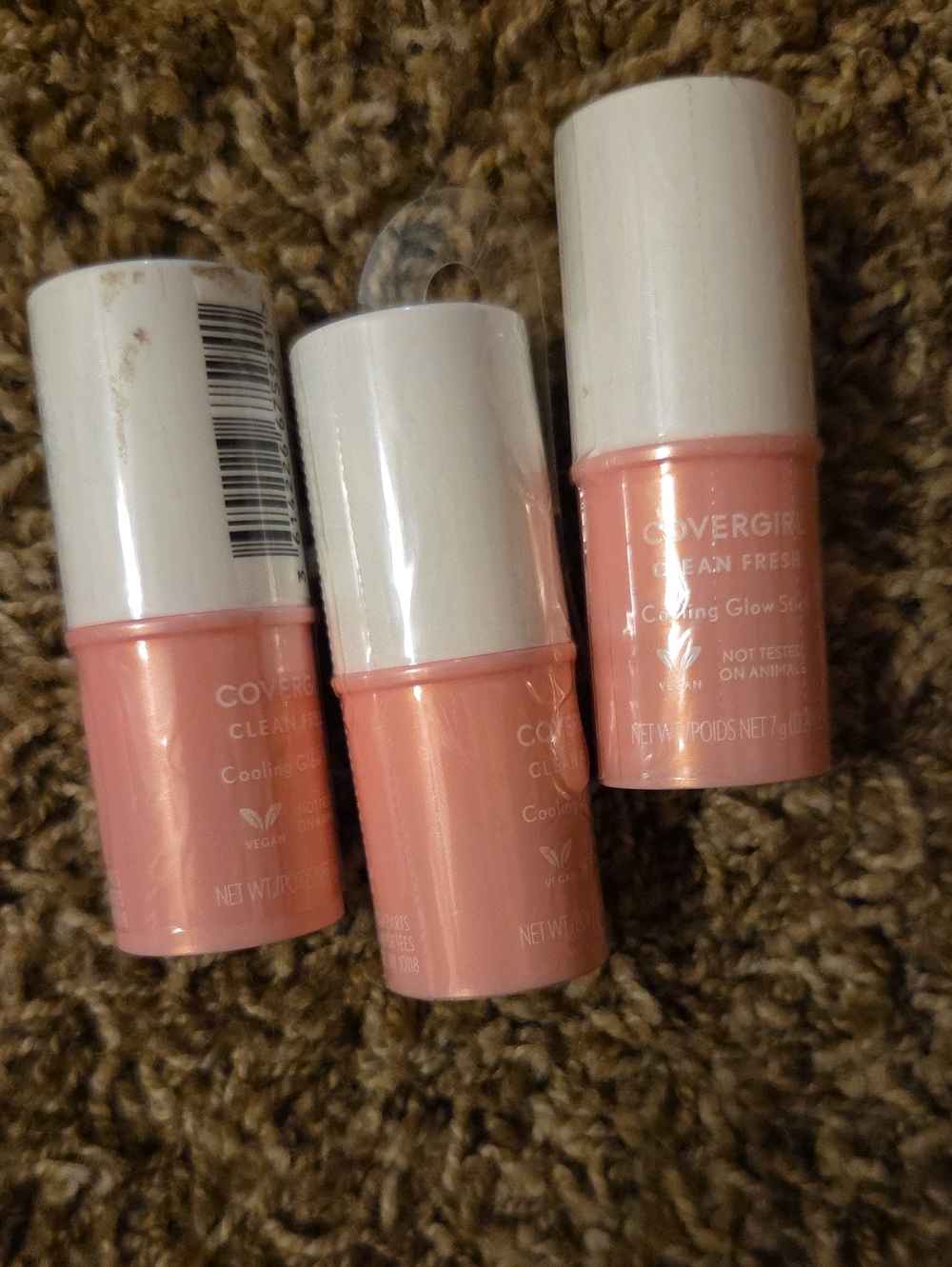 3 COVERGIRL Clean Fresh Cooling Glow Sticks